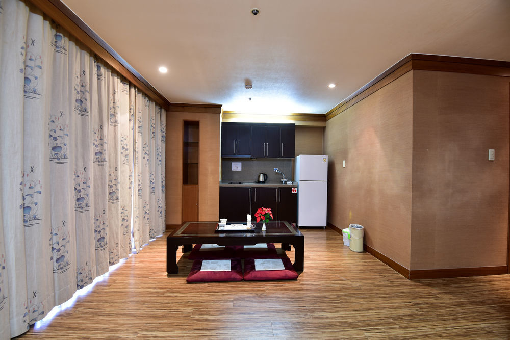Lake Hills Jeju Resort Seogwipo Ngoại thất bức ảnh