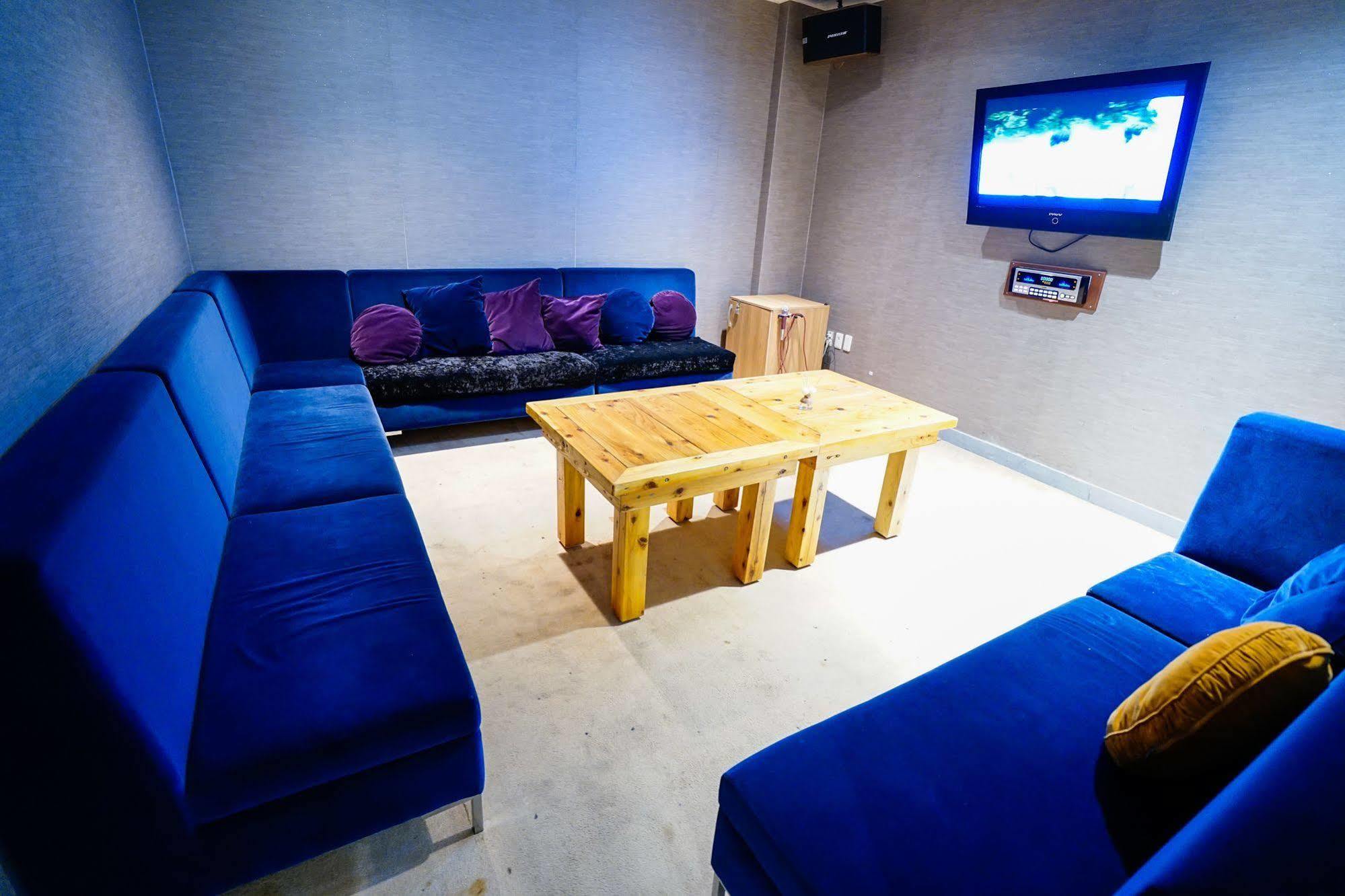 Lake Hills Jeju Resort Seogwipo Ngoại thất bức ảnh
