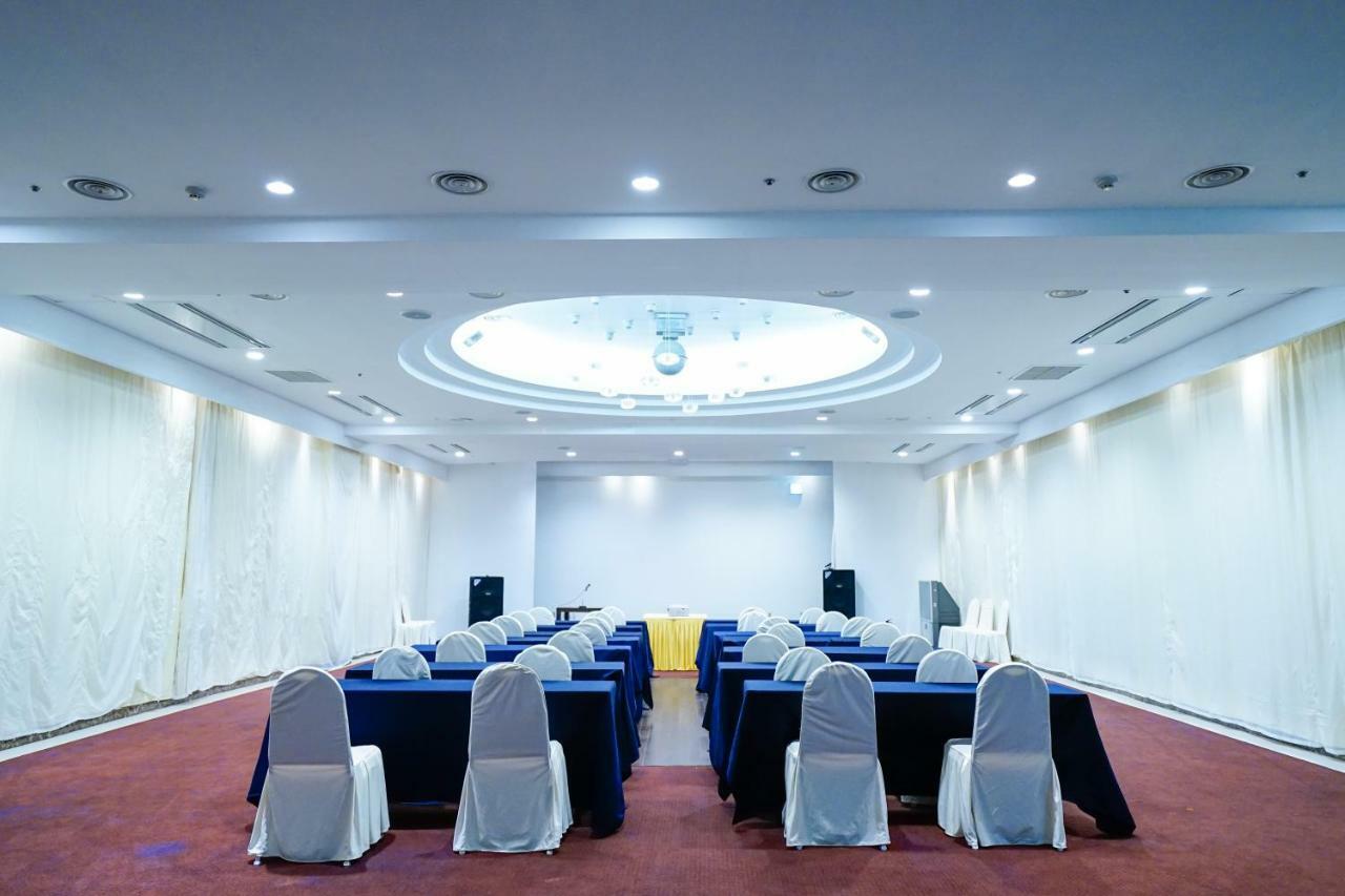 Lake Hills Jeju Resort Seogwipo Ngoại thất bức ảnh