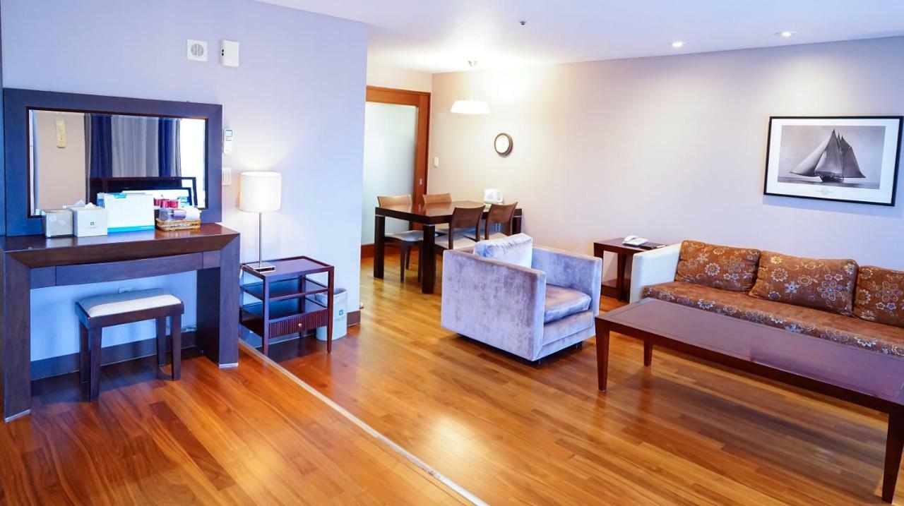 Lake Hills Jeju Resort Seogwipo Ngoại thất bức ảnh